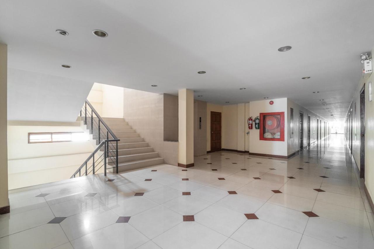 Oyo 882 The Moonlight Serviced Apartment Pattaya Exterior foto